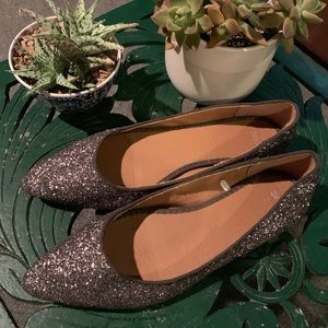 Gap sparkle flats